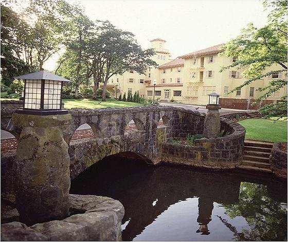 Columbia Gorge Hotel - Hood River, OR