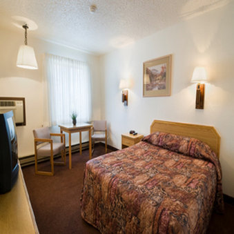 Lone Tree Motor Inn - Sidney, MT