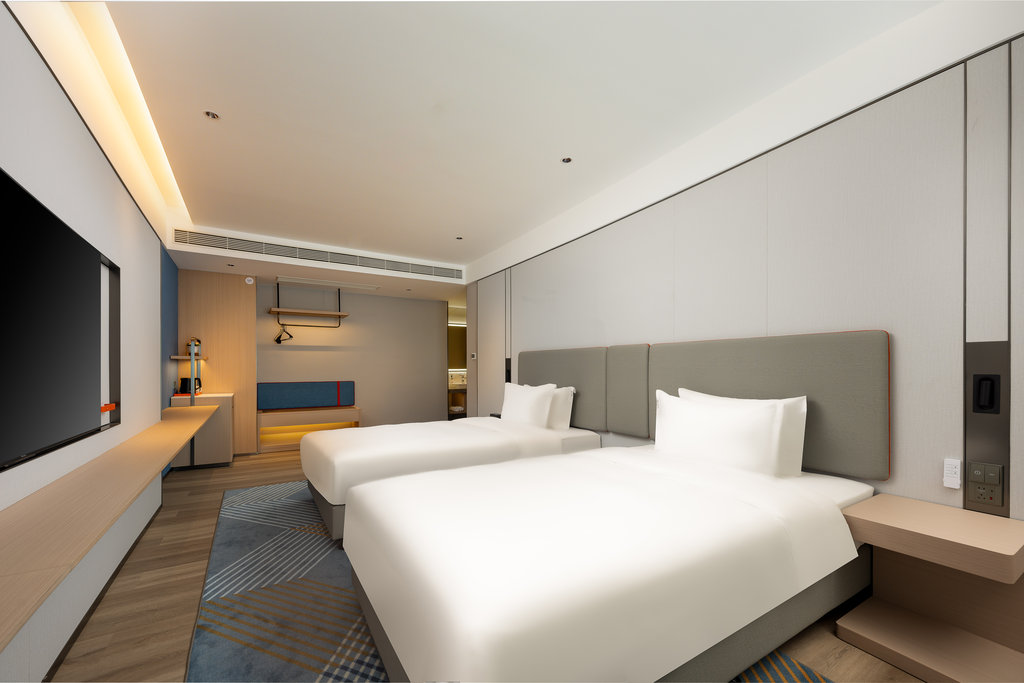 Holiday Inn Express NANJING RIVERSIDE - Tap to explore photos