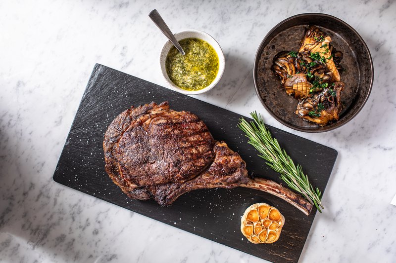 National and Suites Ottawa