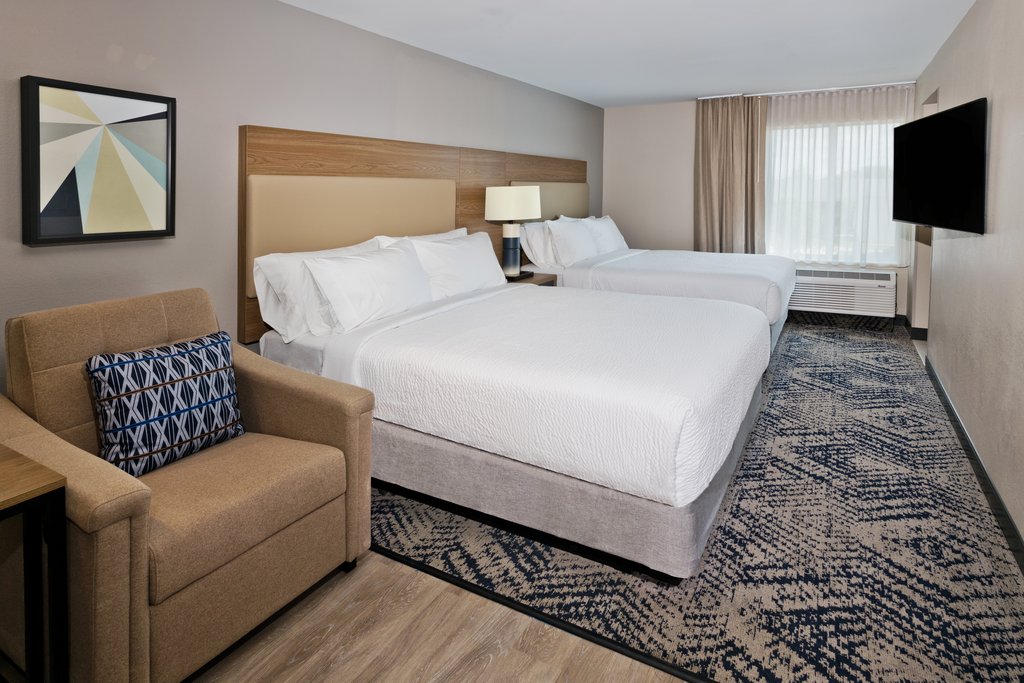 Candlewood Suites DOTHAN - Tap to explore photos