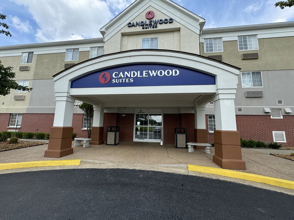 Candlewood Suites Olive Branch - Tap to explore photos