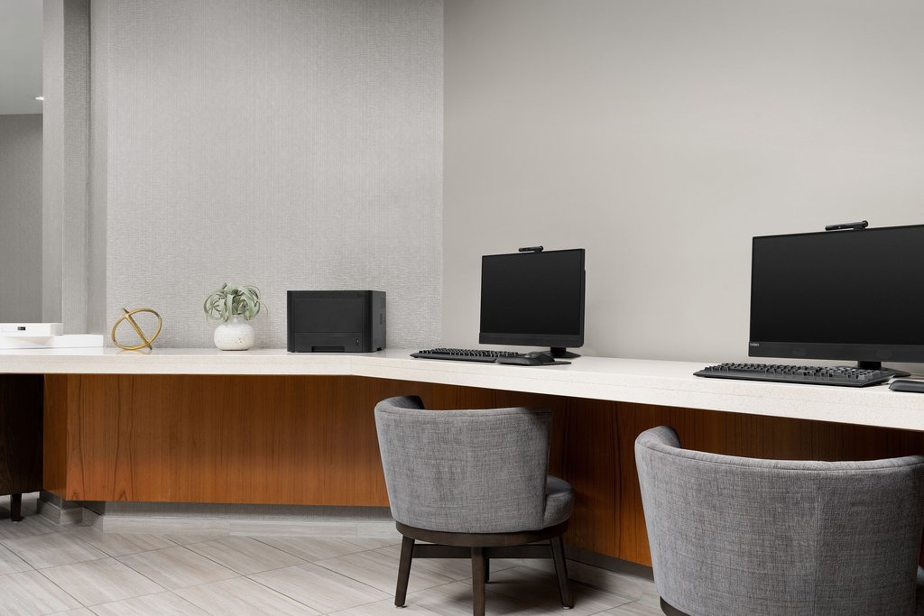 SpringHill Suites Boston Peabody - Tap to explore photos