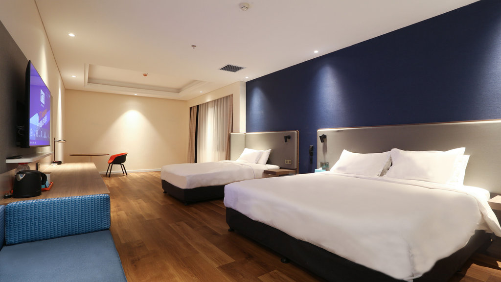 Holiday Inn Express HARBIN EXHIBITION CENTER - Tap to explore photos