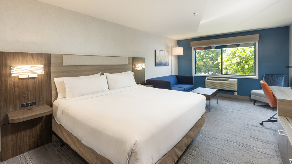 Holiday Inn Express Bellingham, an IHG Hotel - Tap to explore photos