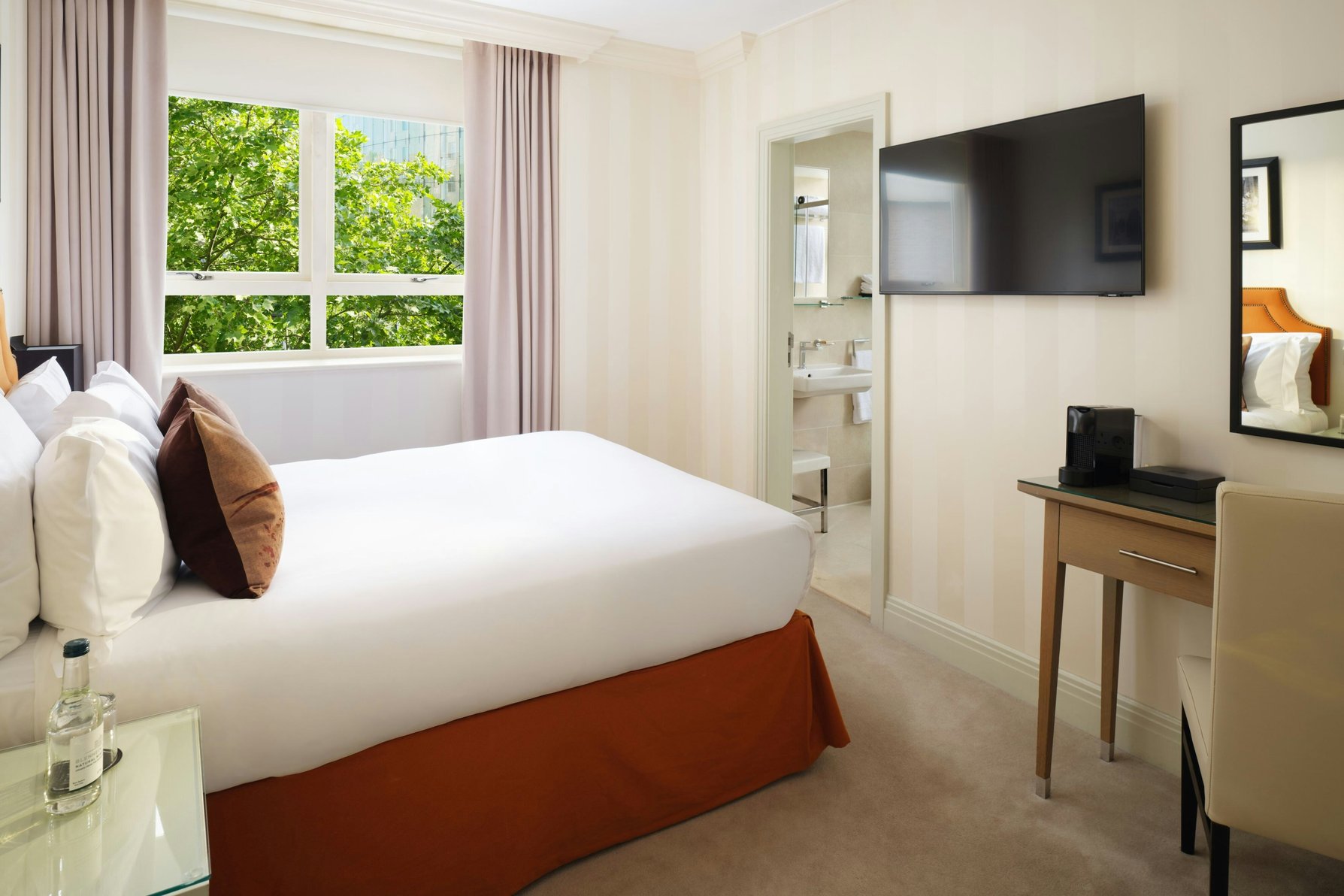 Hotel Xenia, Autograph Collection by Marriott - Tap to explore photos