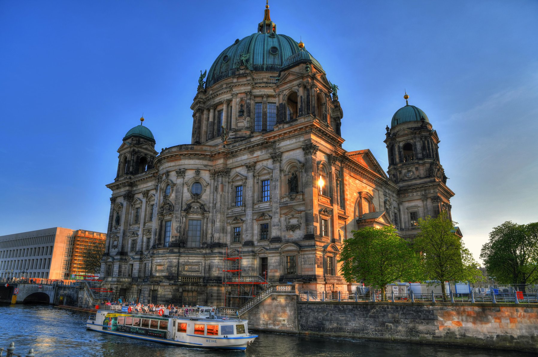 Garner Hotel Berlin - Ku'Damm by IHG - Tap to explore photos