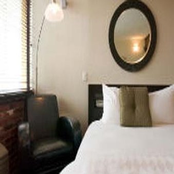 Mark Twain Hotels - Peoria, IL