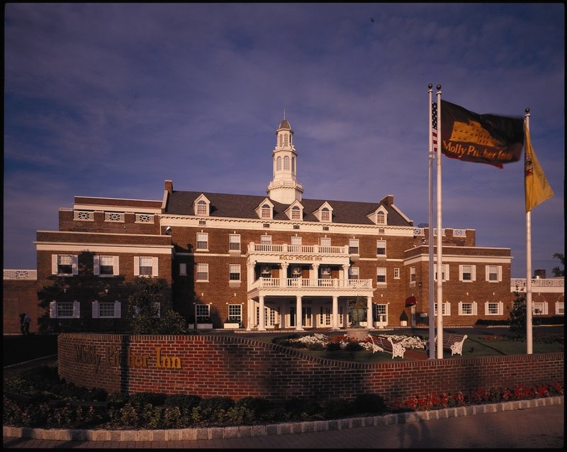 Molly Pitcher Inn - Red Bank, NJ