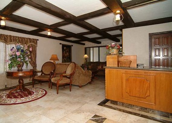 Clarion Carriage House Inn Del Mar Inn