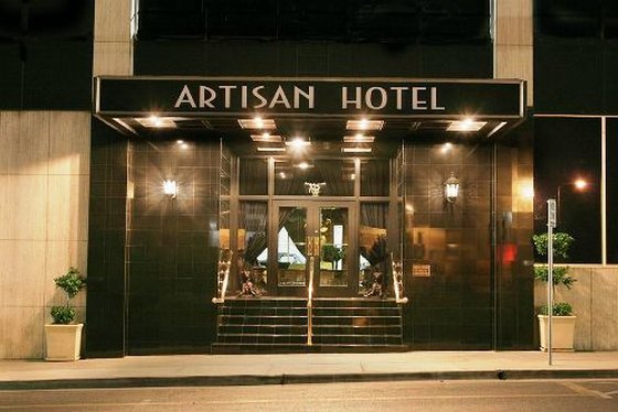 Artisan Hotel
