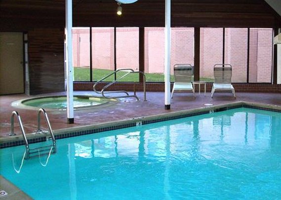 Ann Arbor Regent Hotel & Suites - Ann Arbor, MI