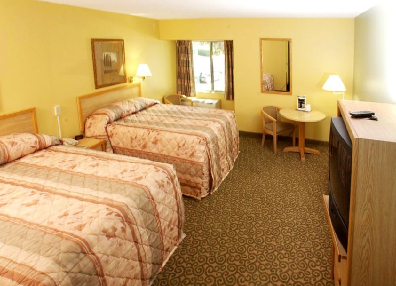 Valley West Inn - West Des Moines, IA