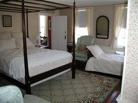 Pepper House Inn - Brewster, MA