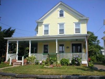 Stirling House Bed and Breakfast - Greenport, NY