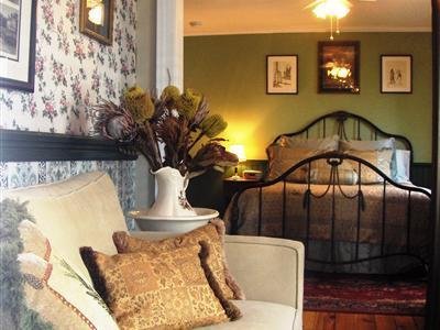Stirling House Bed and Breakfast - Greenport, NY