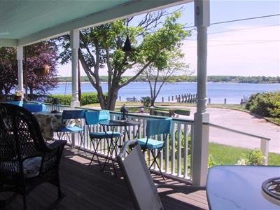 Stirling House Bed and Breakfast - Greenport, NY