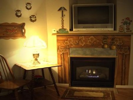 Black Forest B&B and Luxury Cabins - Helen, GA