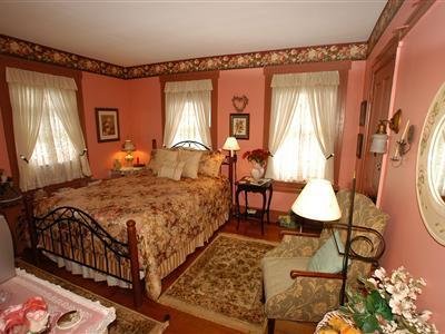 1825 Inn Bed & Breakfast