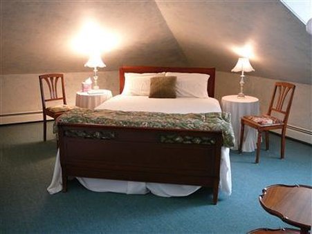 Julietta House Bed & Breakfast - Gloucester, MA