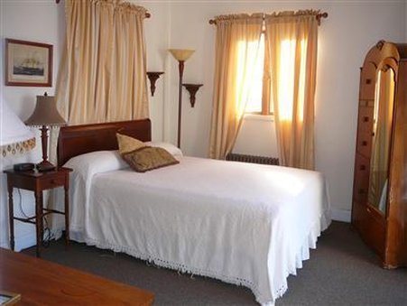 Julietta House Bed & Breakfast - Gloucester, MA