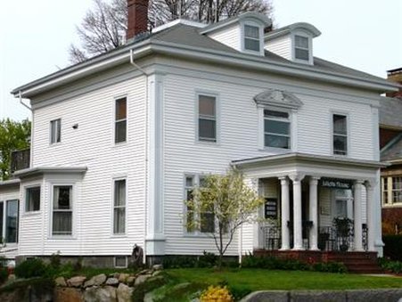Julietta House Bed & Breakfast - Gloucester, MA