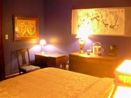 Mansion Bed & Breakfast - Dundee, IL
