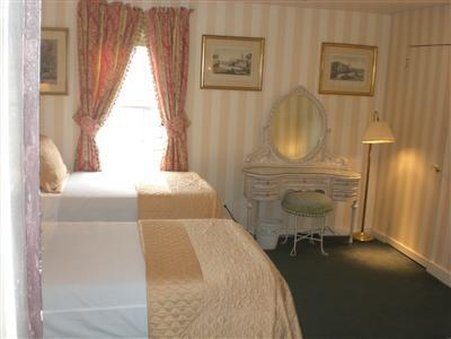 Samuel Durfee House - Newport, RI