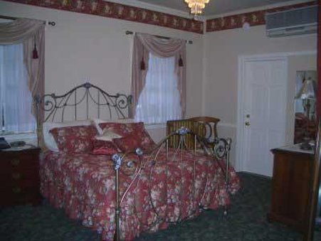 Carlisle House Bed & Breakfast - Carlisle, PA