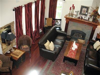 The Old Hen Bed & Breakfast - North Bend, WA