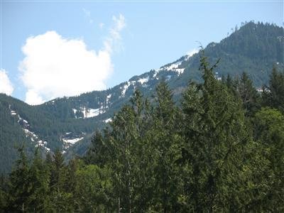 The Old Hen Bed & Breakfast - North Bend, WA