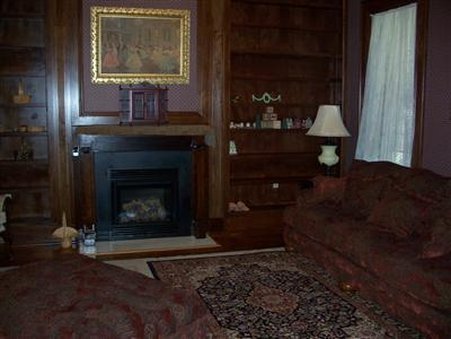Bayberry House Bed & Breakfast - Steubenville, OH