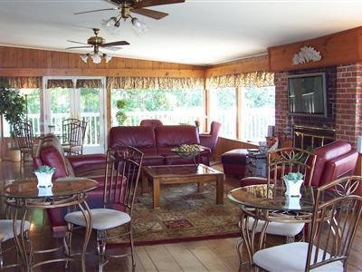 Warm Springs Inn Bed and Breakfast - Wenatchee, WA