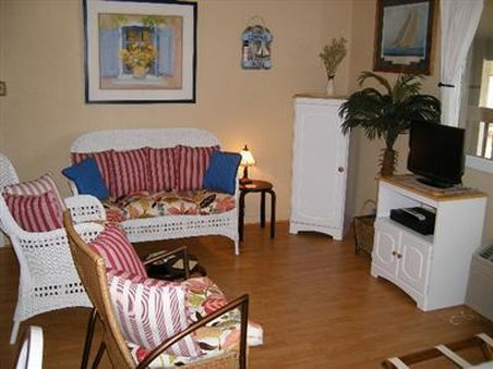 Broad Creek Guest Quarters Rst - New Bern, NC