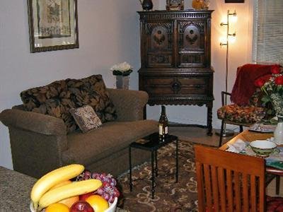 Broad Creek Guest Quarters Rst - New Bern, NC