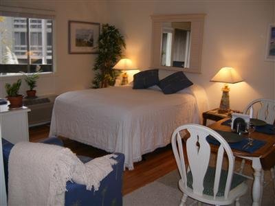 Broad Creek Guest Quarters Rst - New Bern, NC