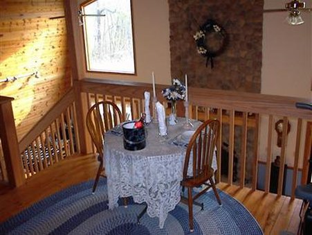 Deer Creek Bed & Breakfast - Litchfield, OH