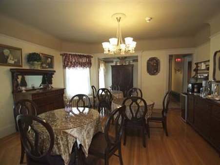 Pine Bush House Bed & Breakfast - Pine Bush, NY