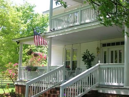 Buffalo Tavern Bed and Breakfast - West Jefferson, NC