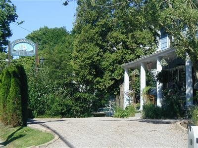 Morgan Inn - Pawcatuck, CT