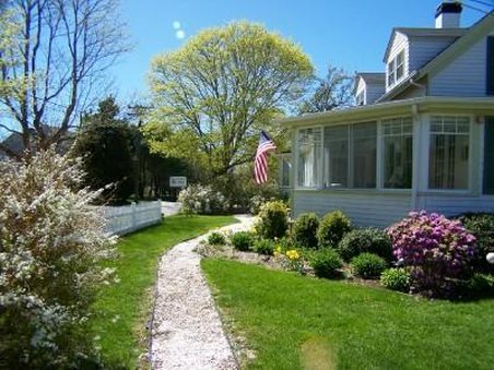 Beach Rose Inn - Falmouth, MA
