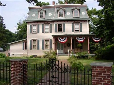 River Line Inn Bed & Breakfast - Riverton, NJ