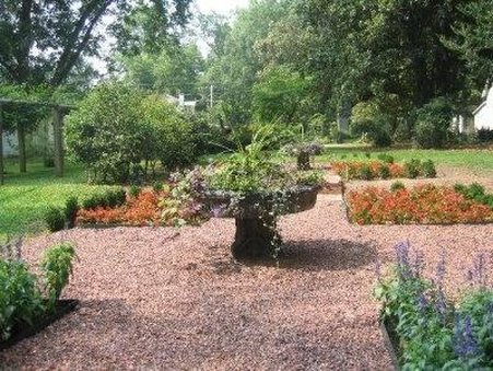 Holly Court Inn - Washington, GA