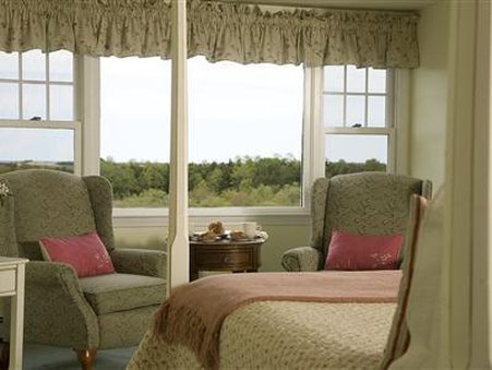 High Pointe Inn - West Barnstable, MA