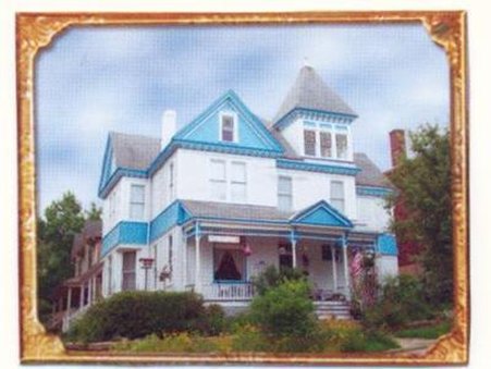 Garden House Bed & Breakfast - Hannibal, MO