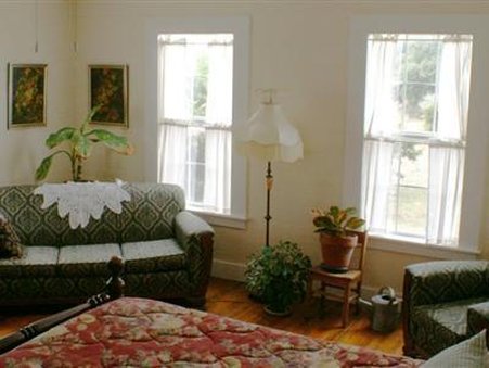 Mt Gainor Inn - Dripping Springs, TX