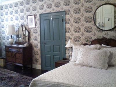 English Garden Bed and Breakfast - Schenectady, NY