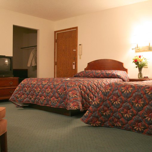 University Inn Cedar Falls - Cedar Falls, IA