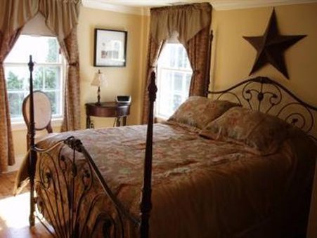 Scranton Seahorse Inn - Madison, CT