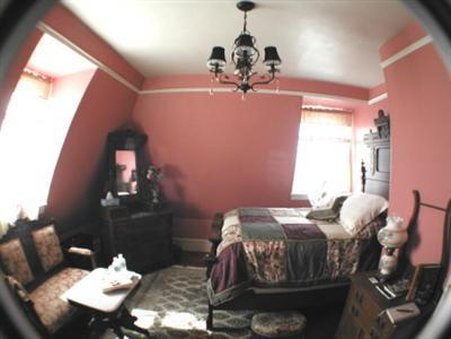 STARR Mansion Bed & Breakfast - Vallejo, CA